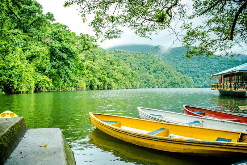 Bulusan Lake