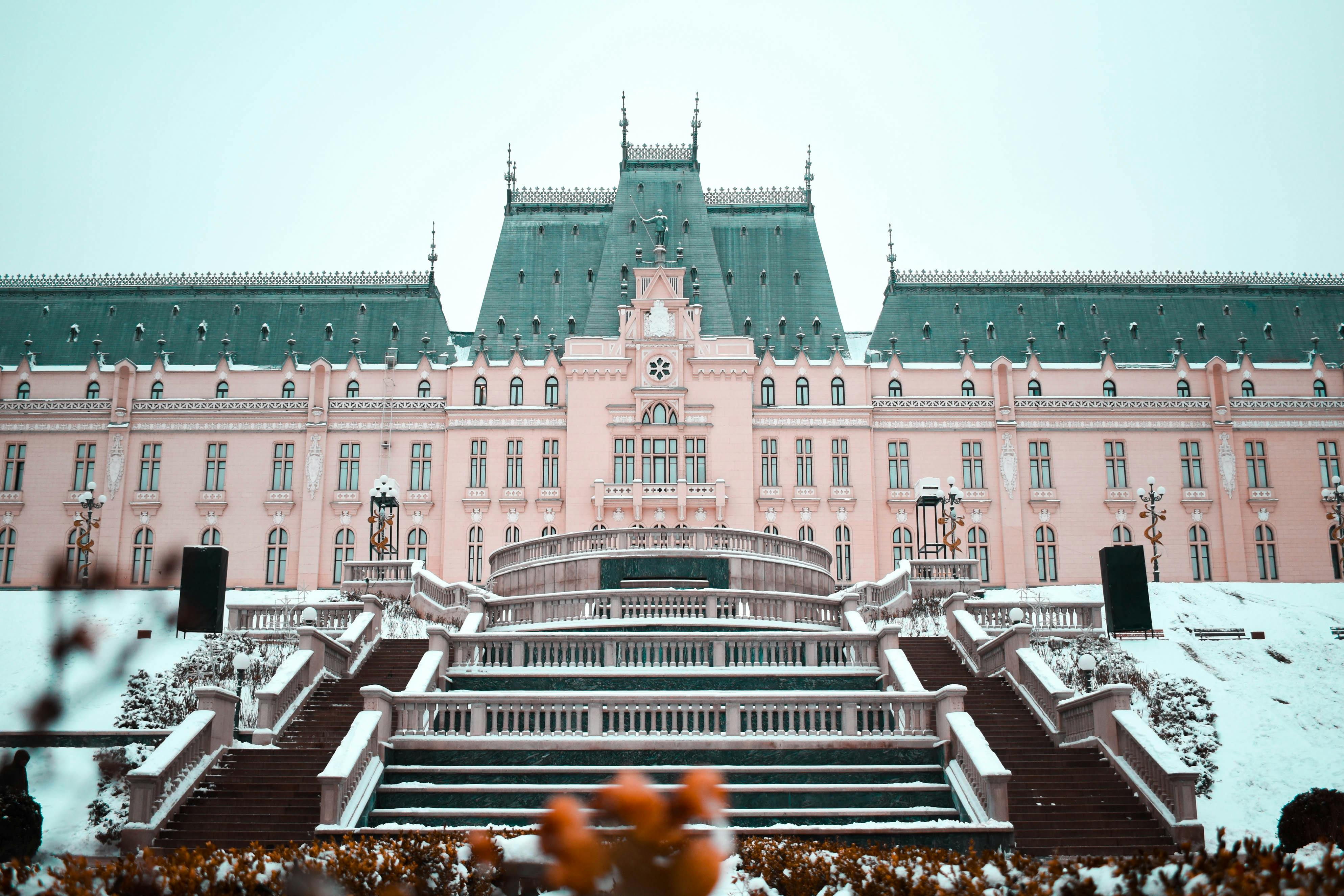 Cantacuzino Castle