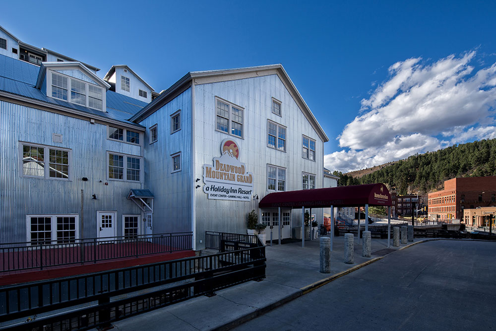 Deadwood Mountain Grand Hotel