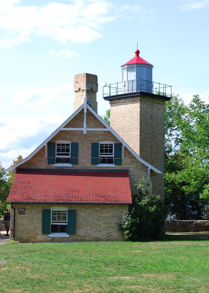 Eagle Bluff Lighthouse