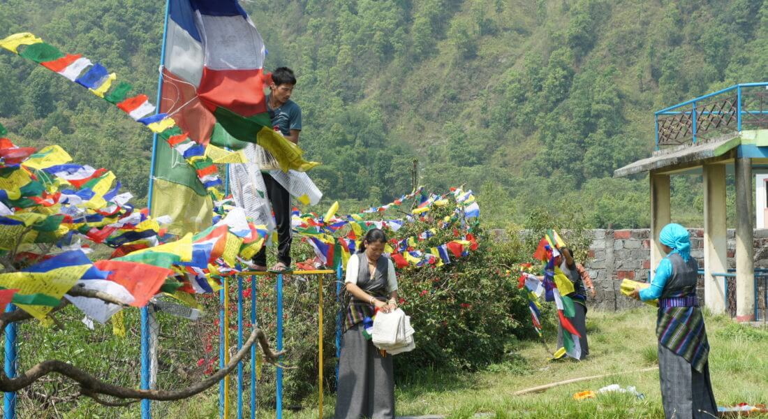 Explore Tibetan culture