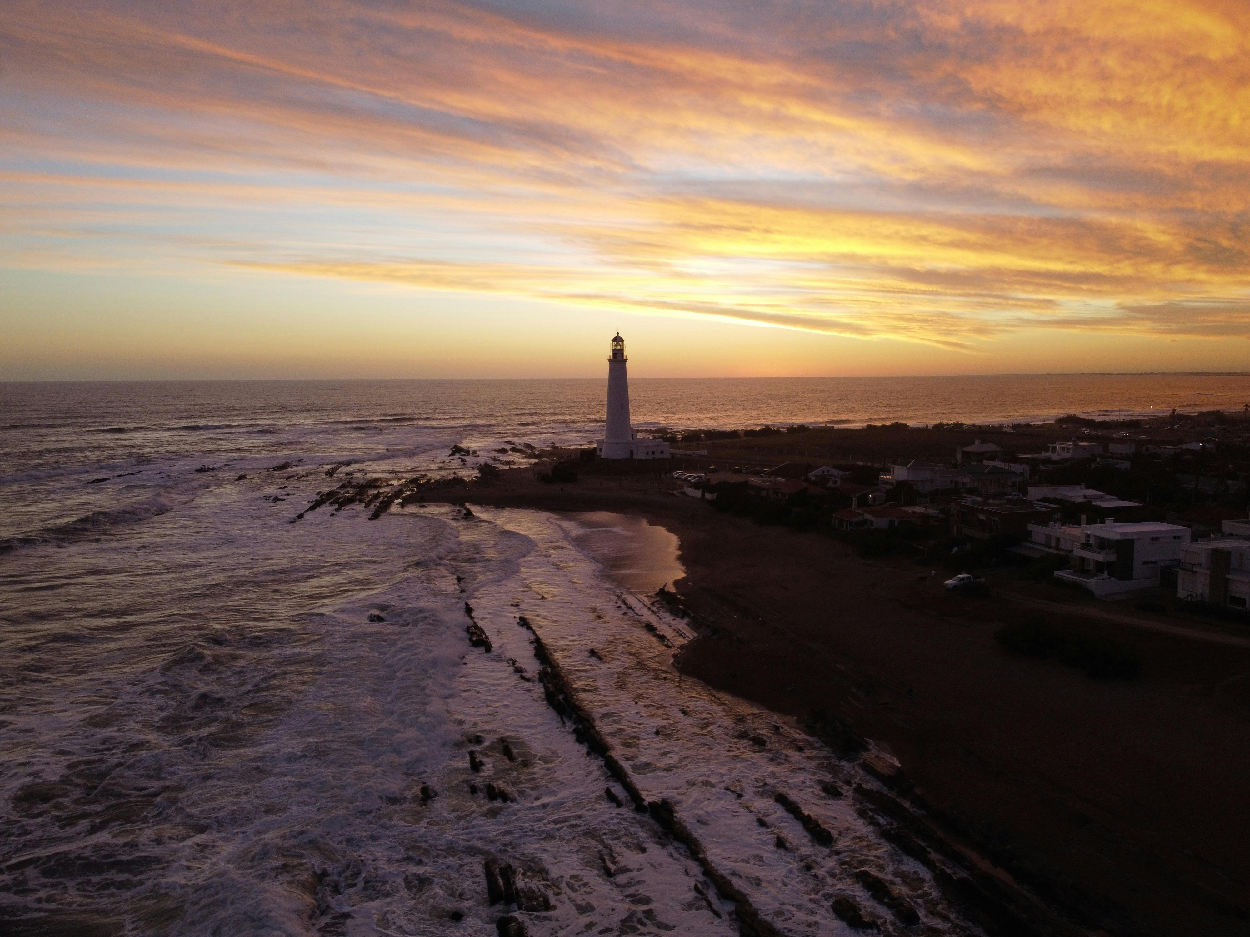 Faro Cabo Santa Maria