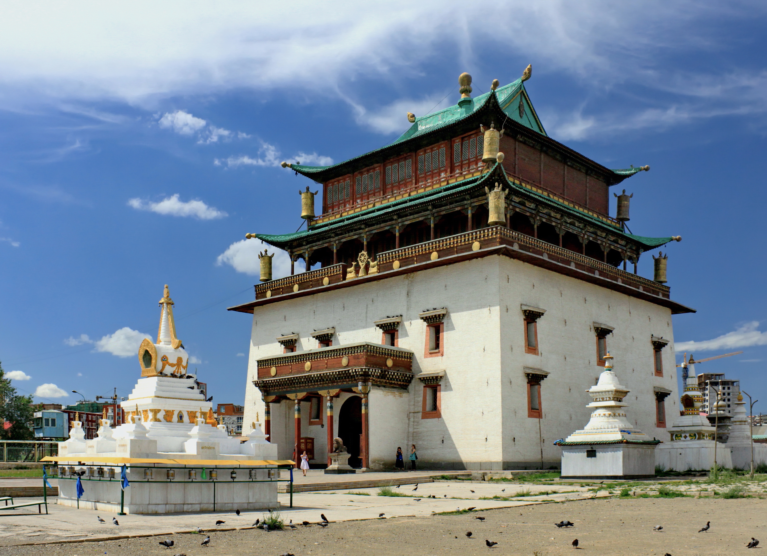 Gandantegchinlen Monastery