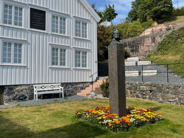 Grimstad Church