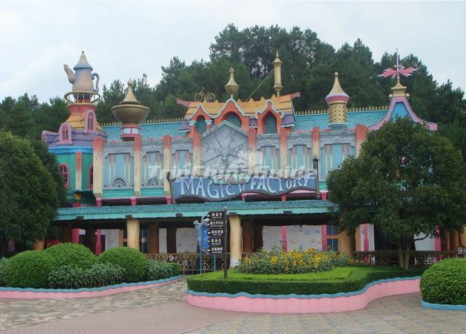 Guilin Merryland Theme Park