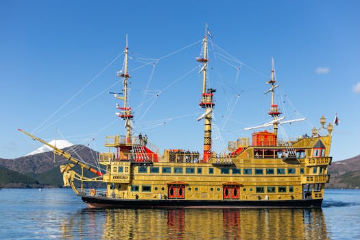 Hakone Pirate Ship Cruise