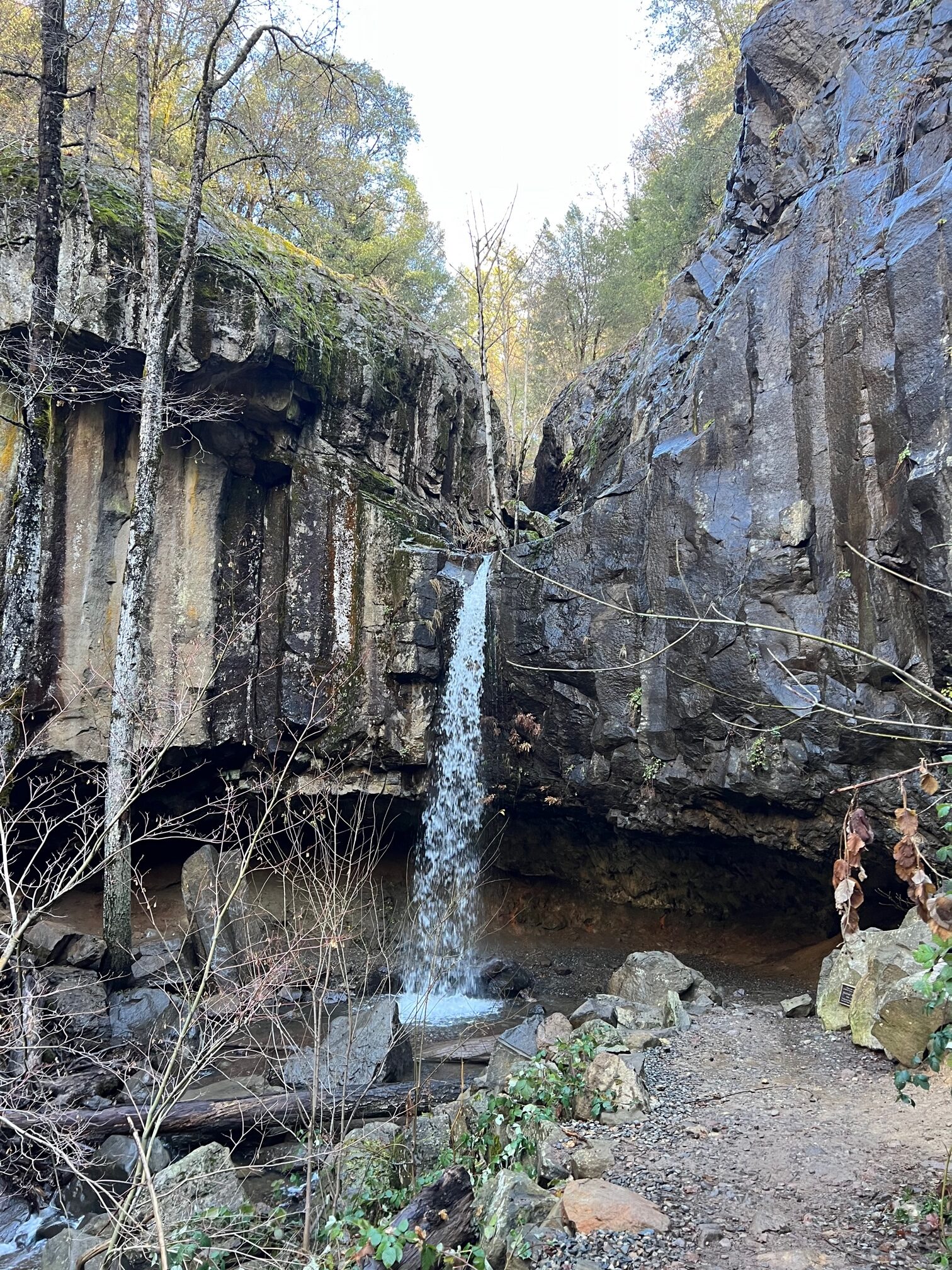 Hedge Creek Falls