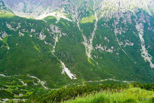 Hiking trails around Vlkolinec