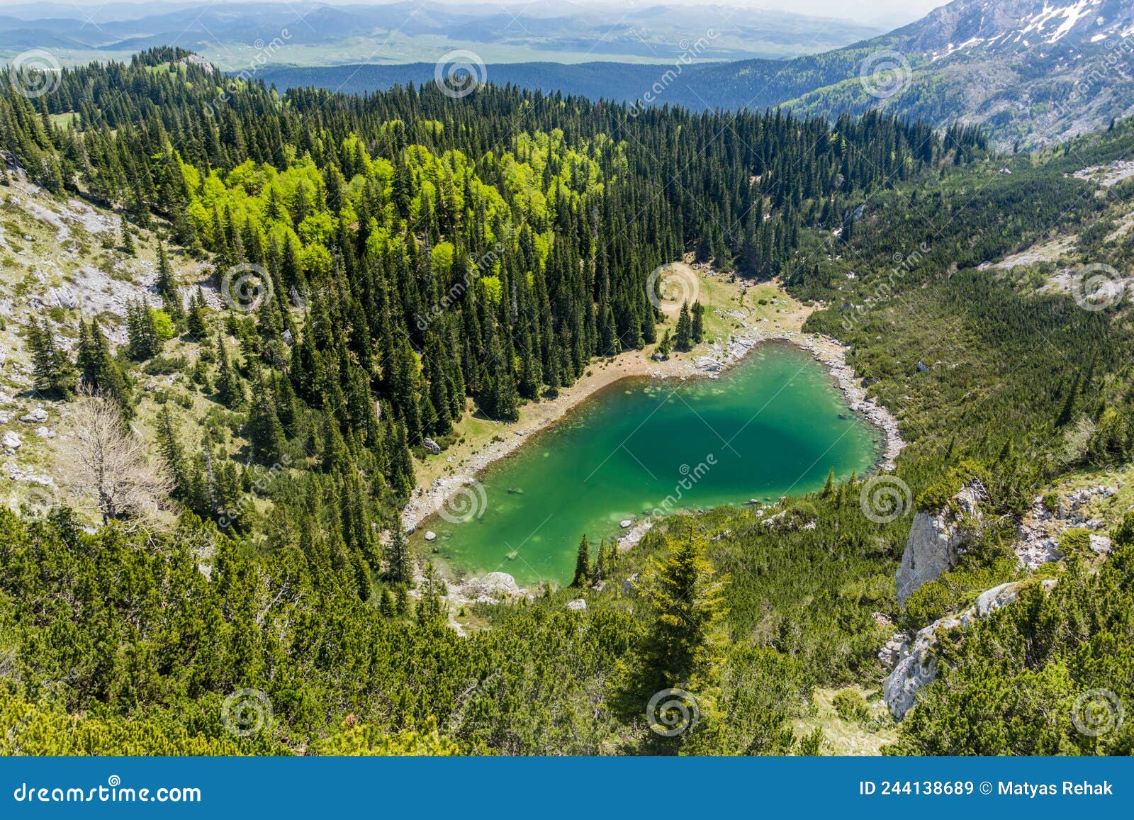 Jablan Lake (Jablansko Jezero)