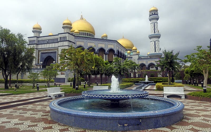 Jame'Asr Hassanil Bolkiah Mosque