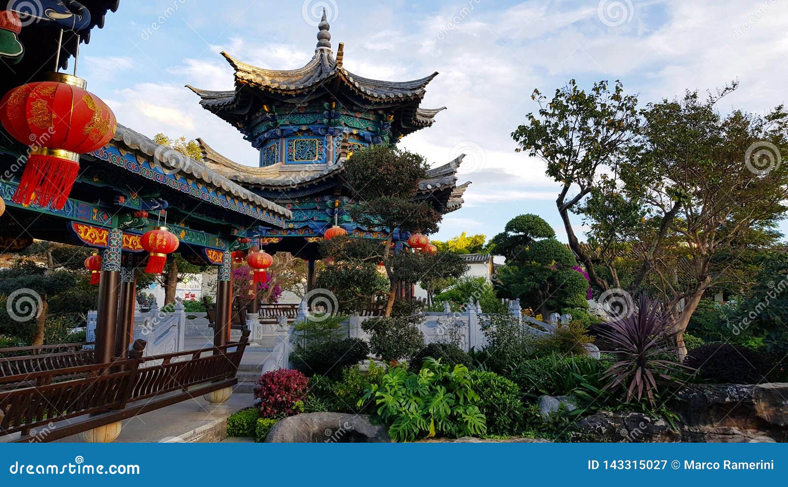 Jianshui Zhang Family Garden