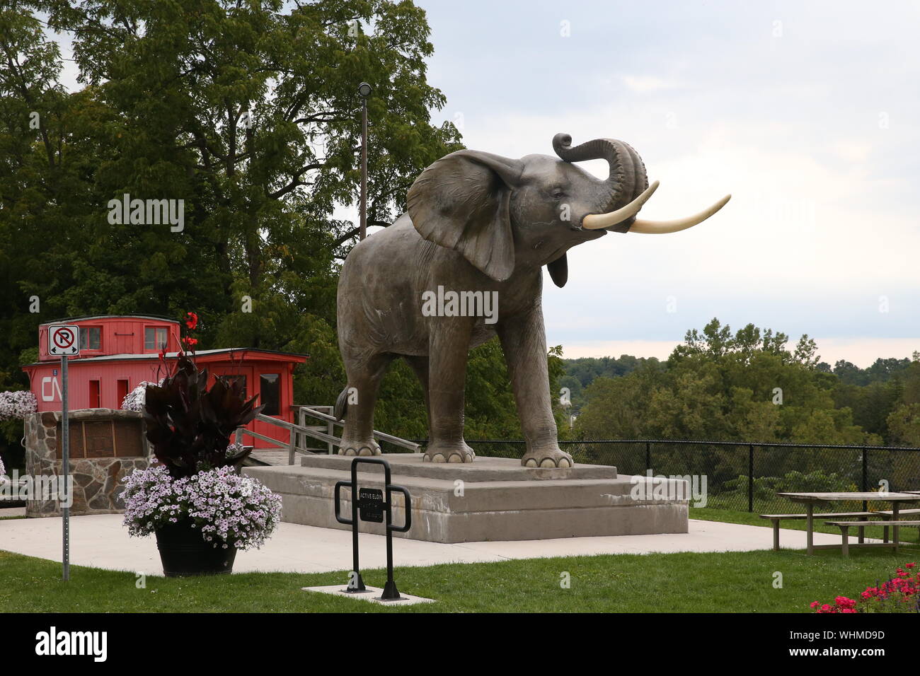 Jumbo the Elephant Monument