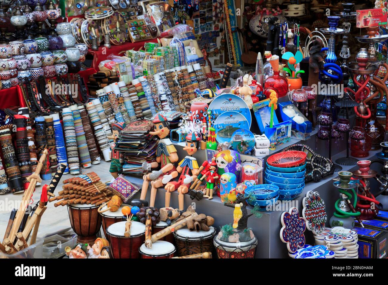 Kuşadası Bazaar