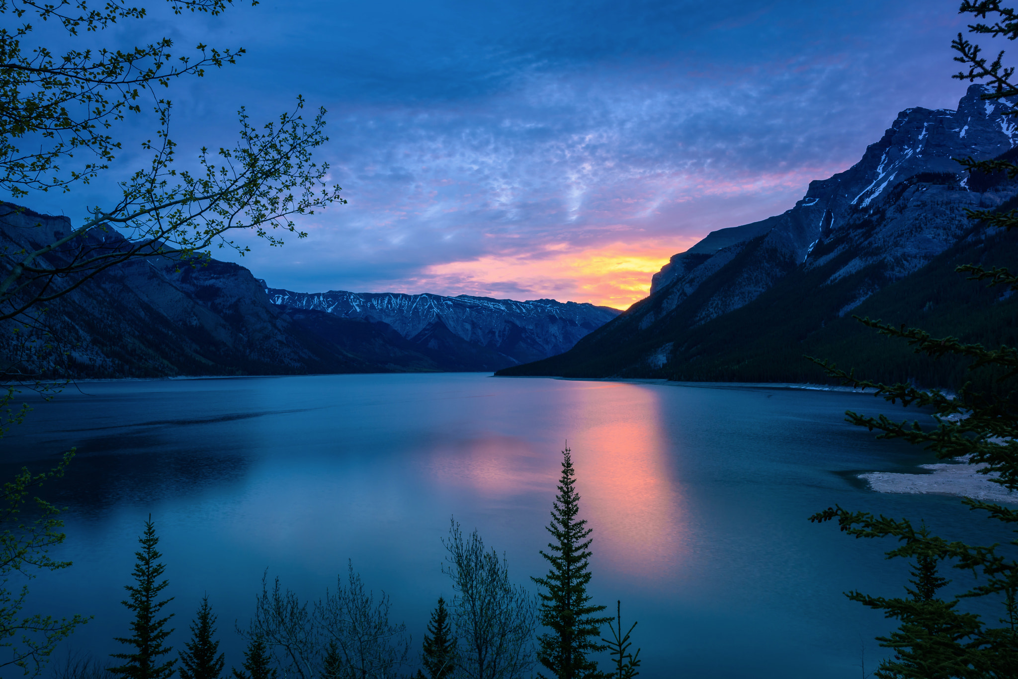 Lake Minnewanka