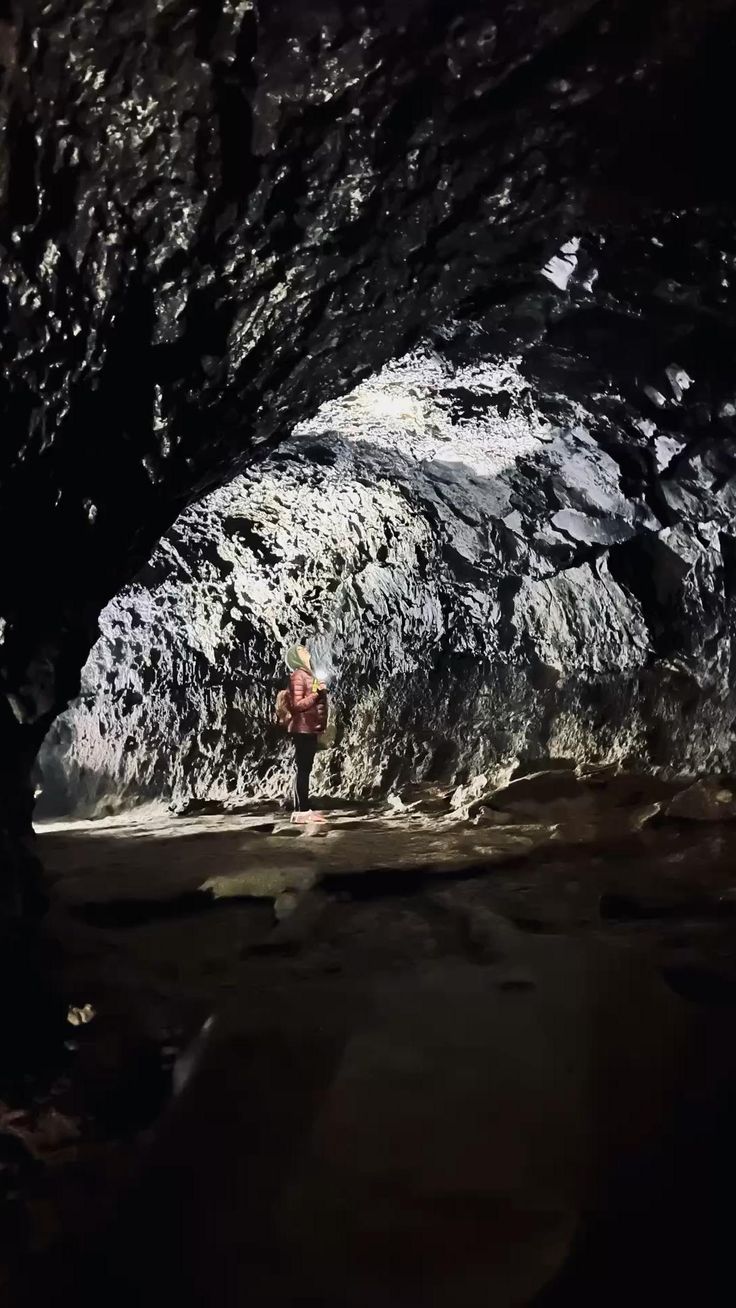 Lava River Cave