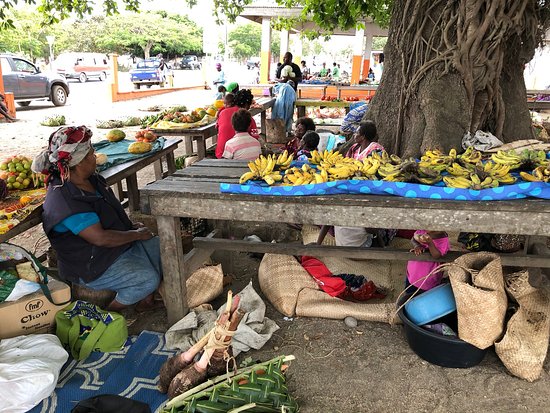 Lenakel Market