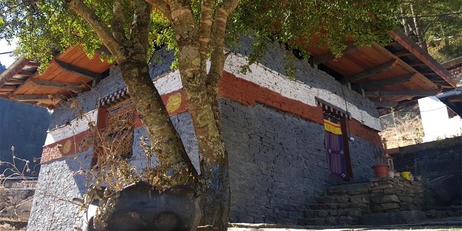 Lhakhang Nagpo (Black Temple)