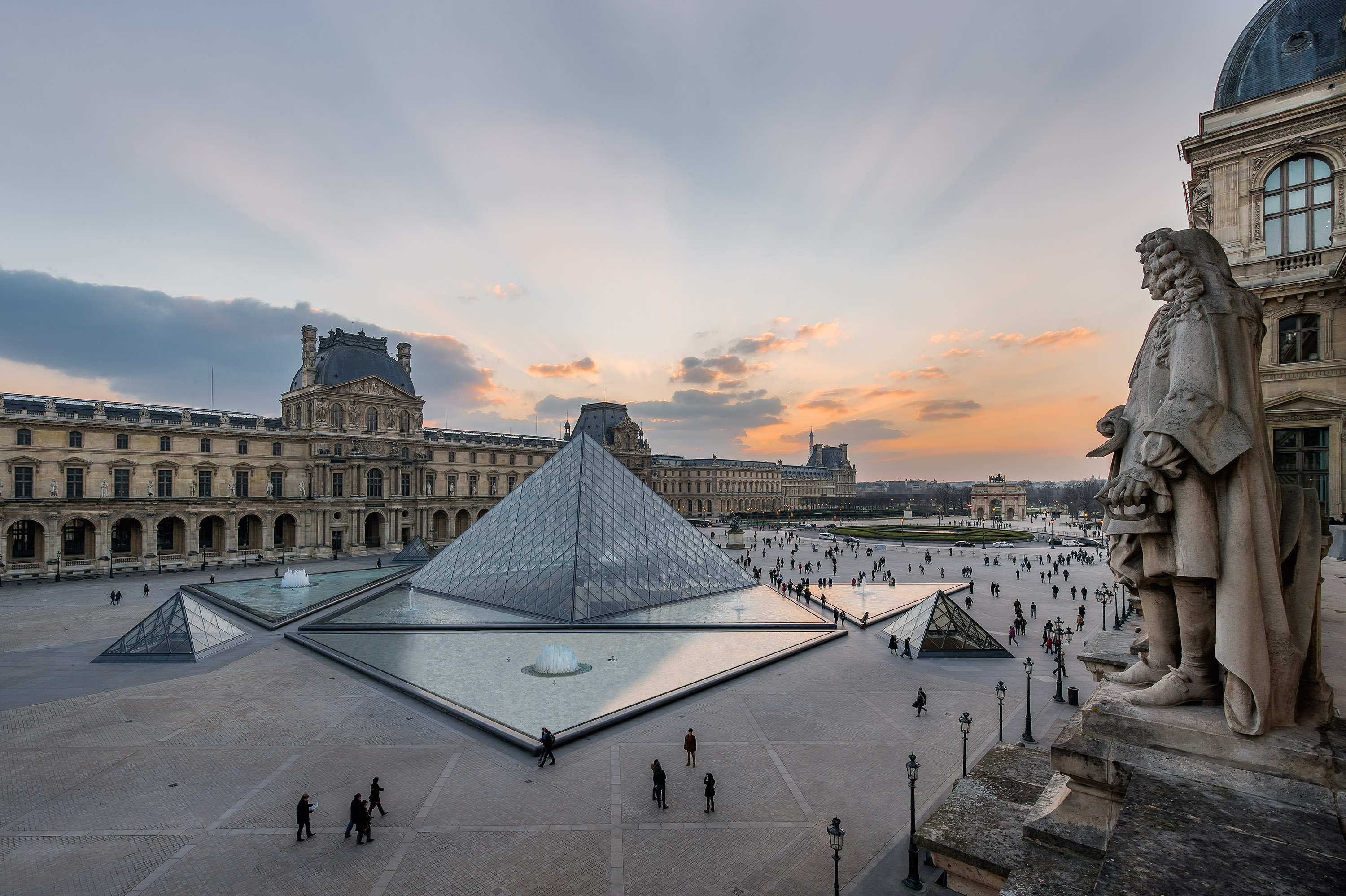 Louvre Museum