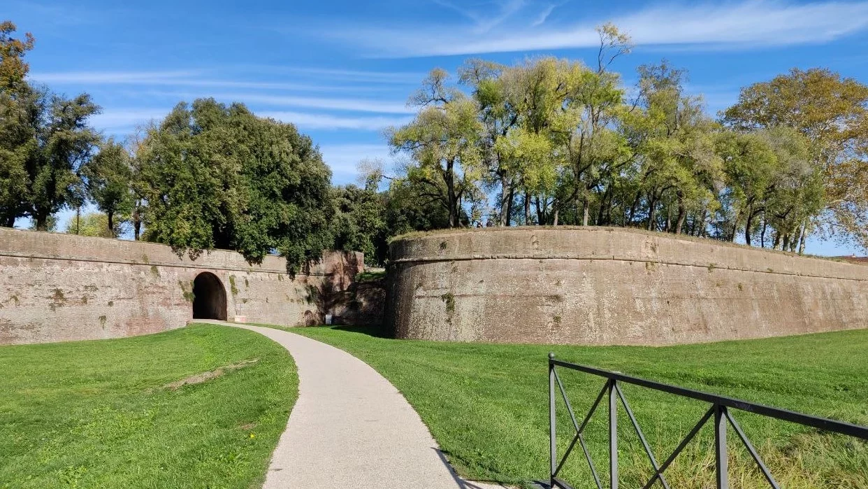 Lucca City Walls