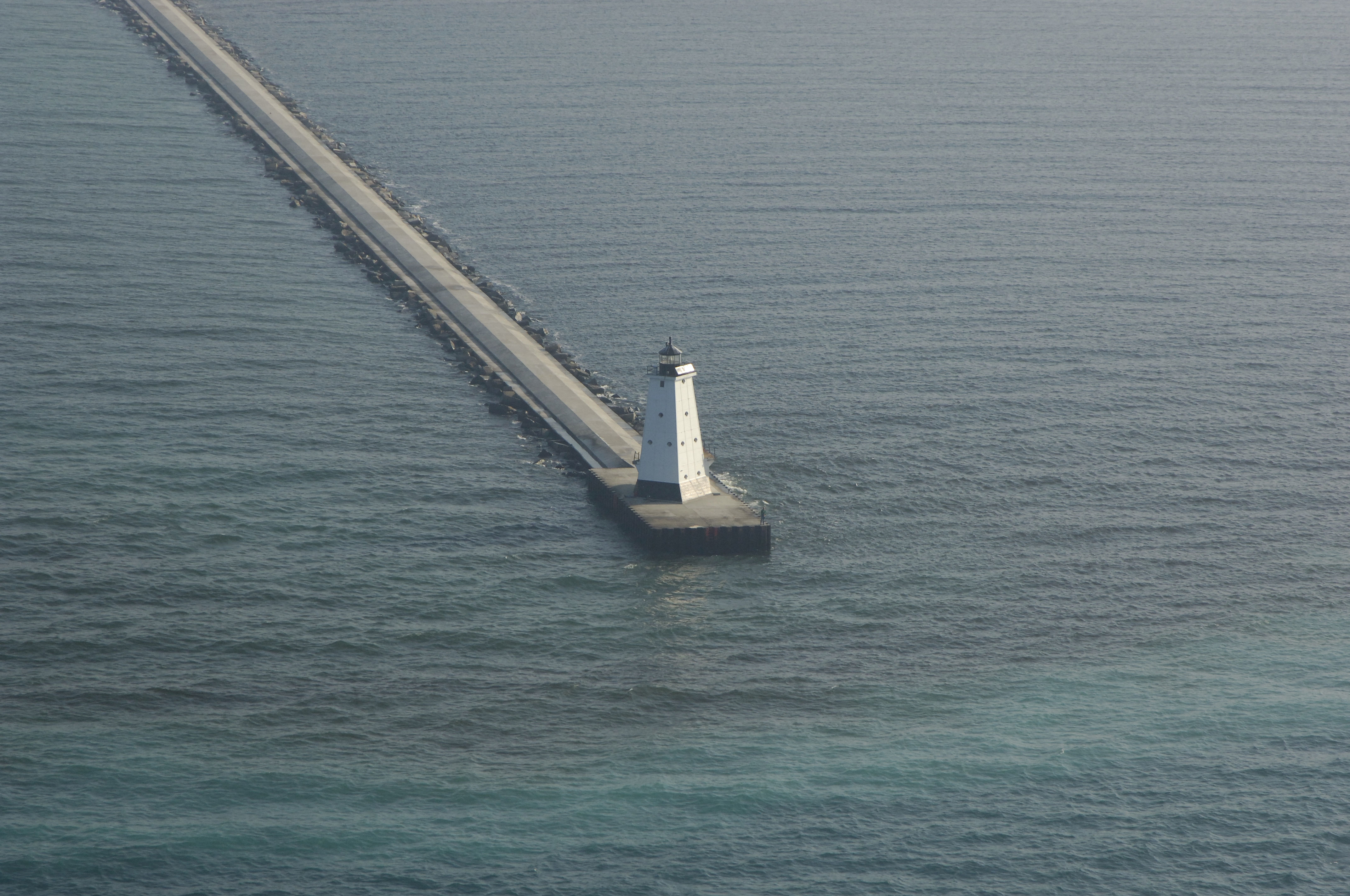 Ludington North Breakwater Light