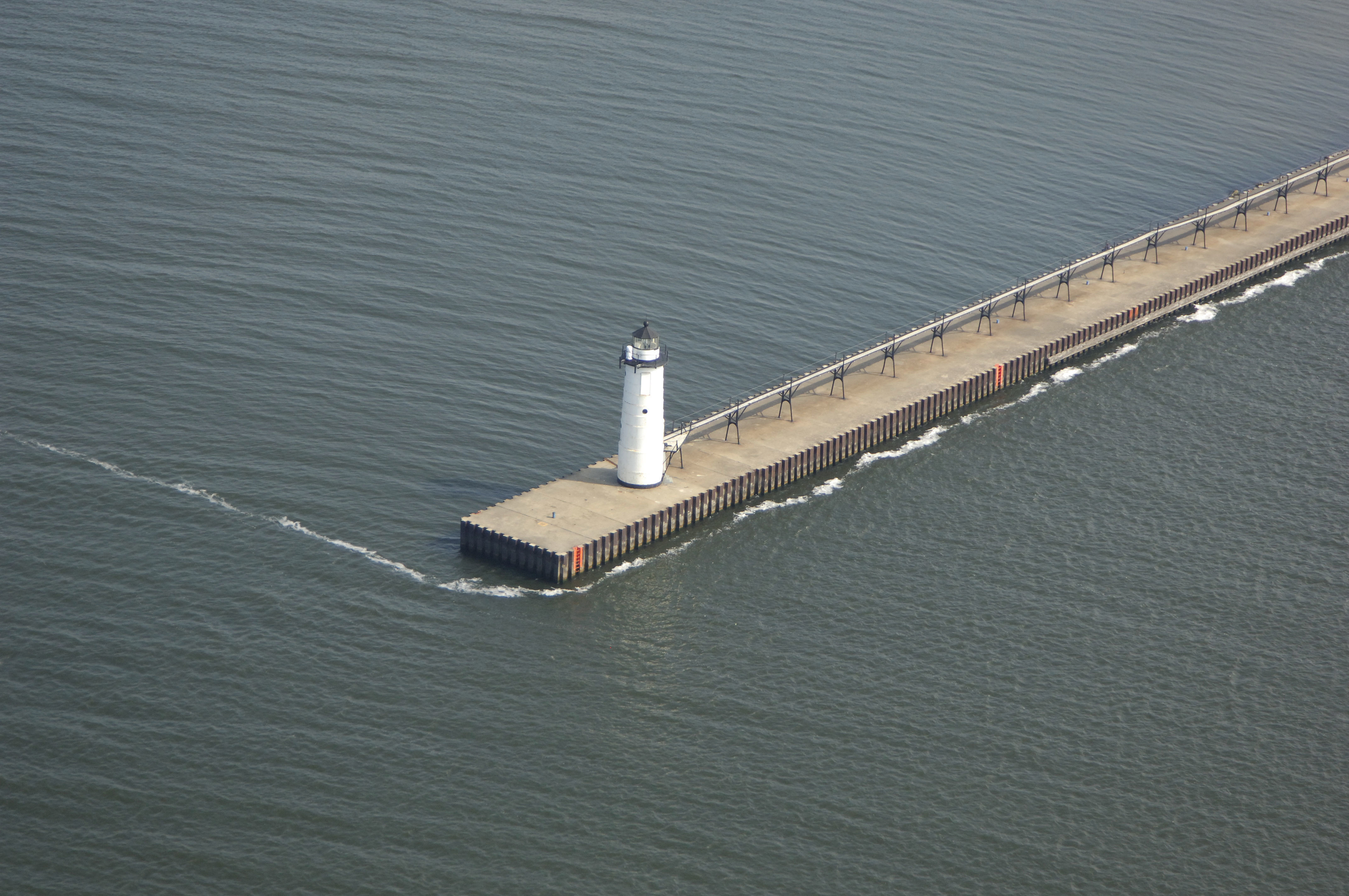 Manistee North Pierhead Lighthouse