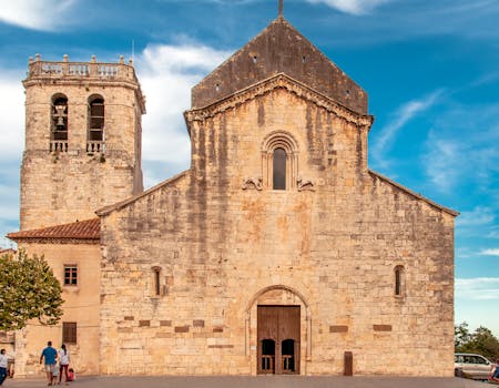 Monestir de Sant Pere de Besalú