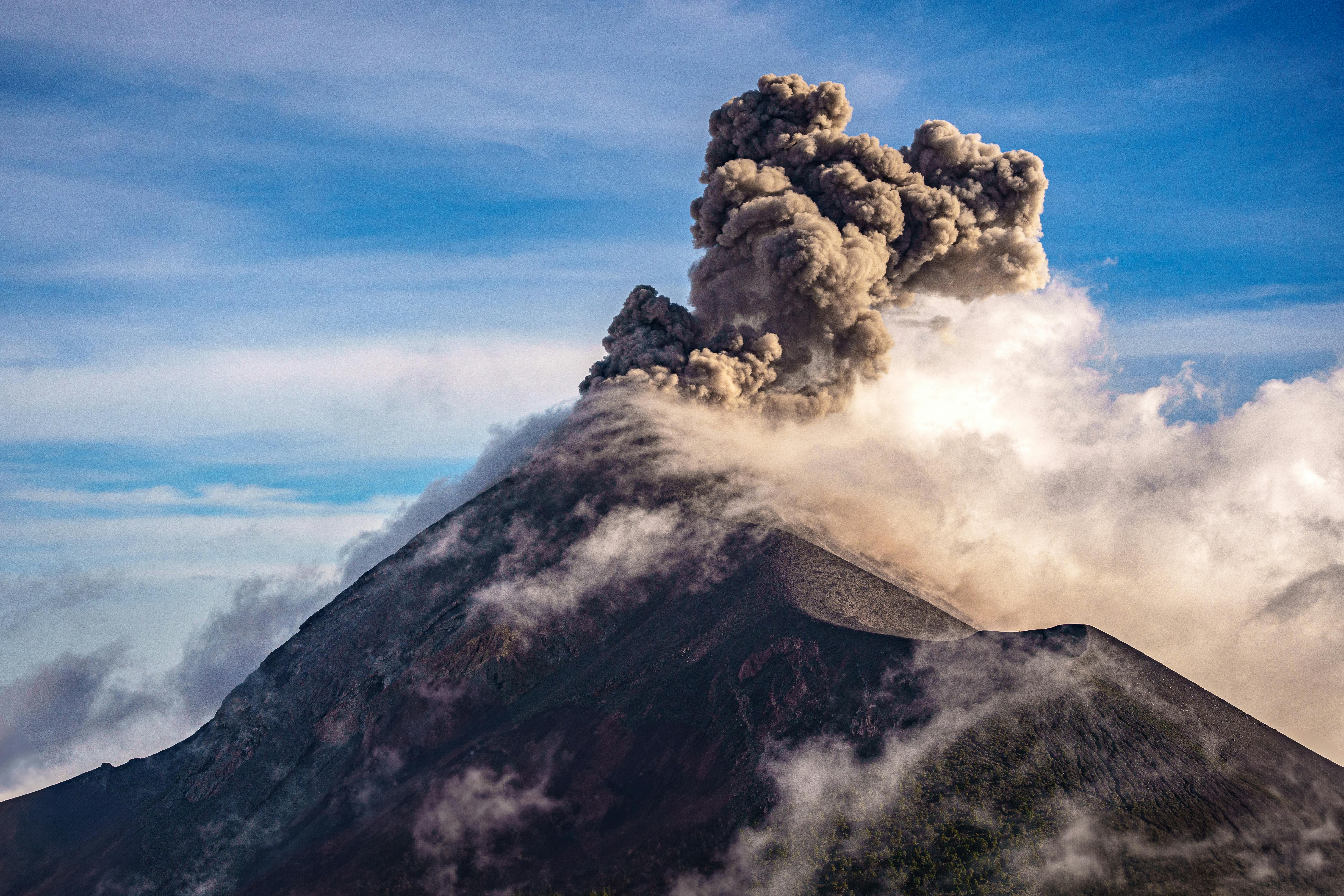 Mount Matavanu Crater