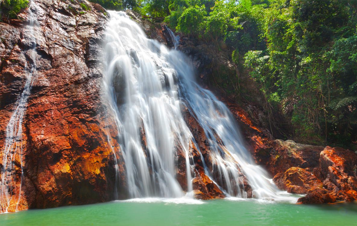 Na Muang Waterfall