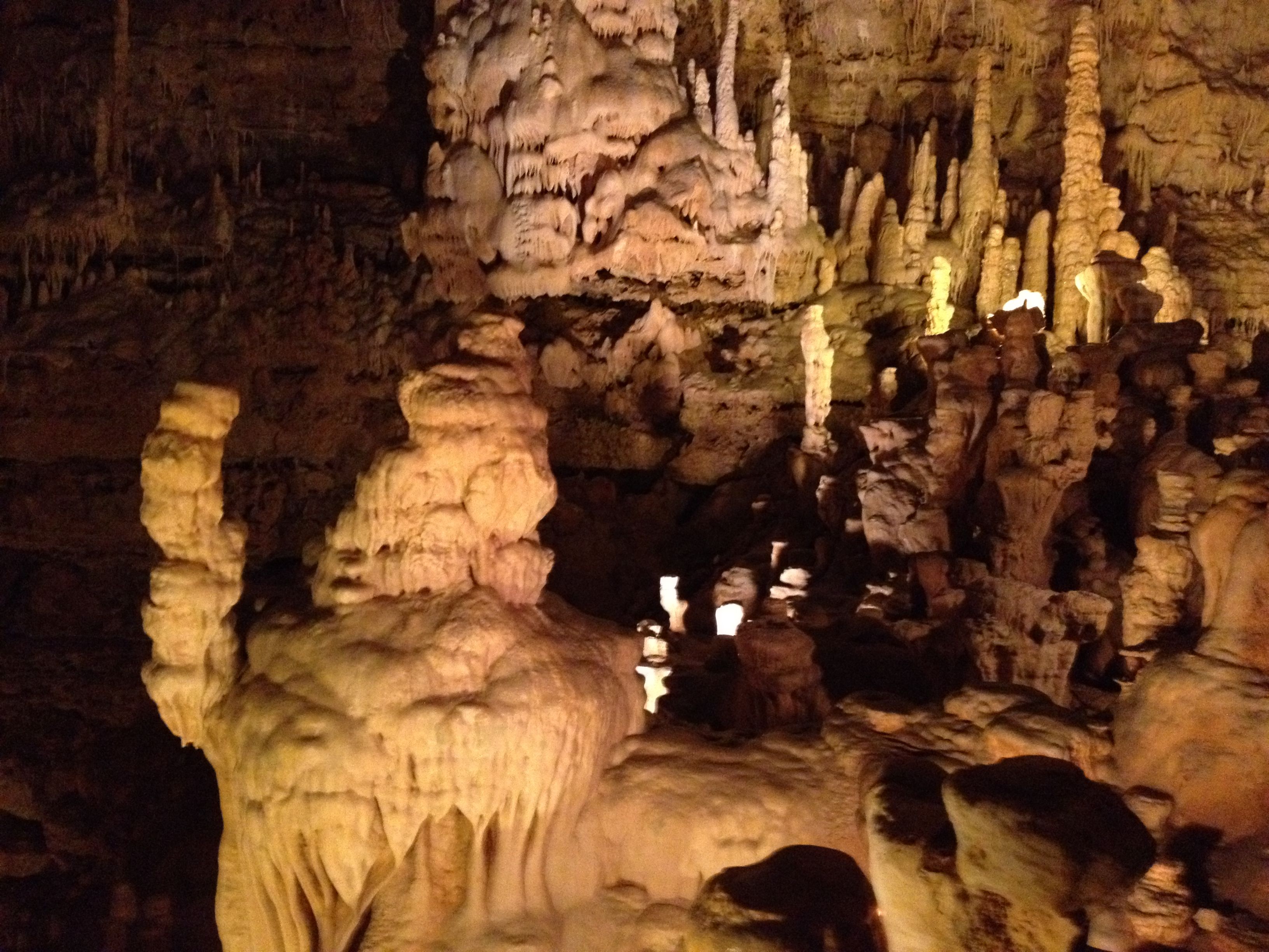 Natural Bridge Caverns