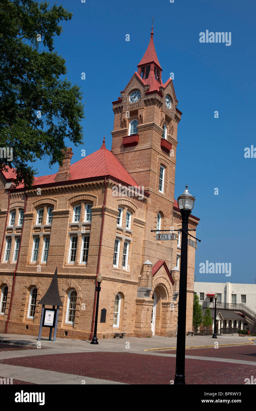 Newberry Opera House