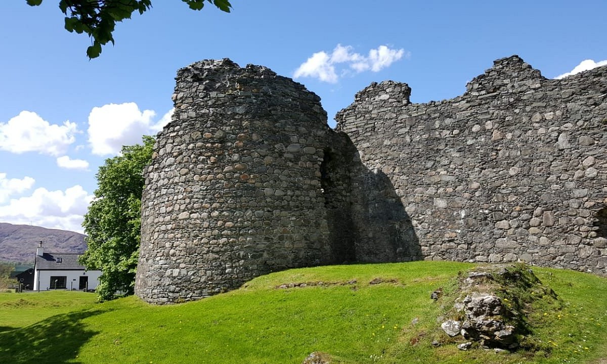 Old Inverlochy Castle