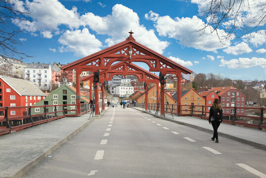 Old Town Bridge