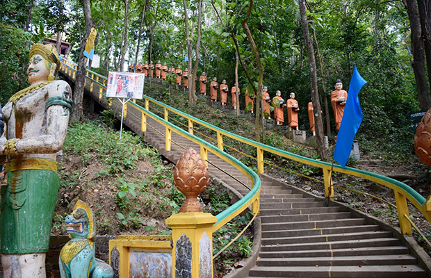 Phnom Sambok Pagoda