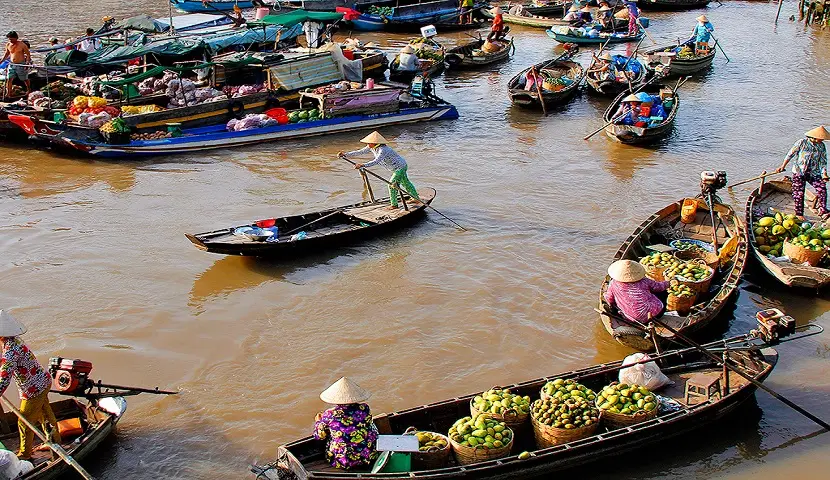 Phong Dien Floating Market