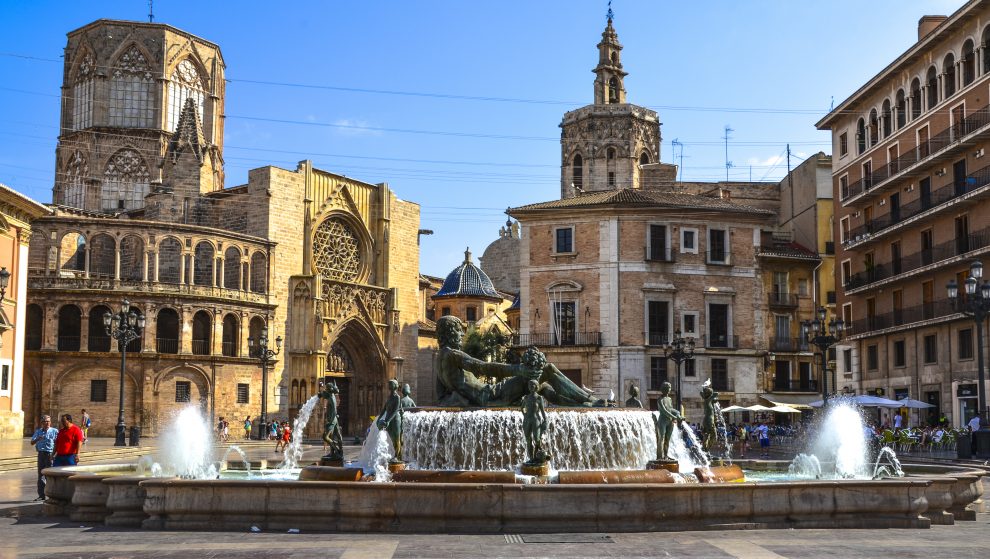 Plaza de la Reina