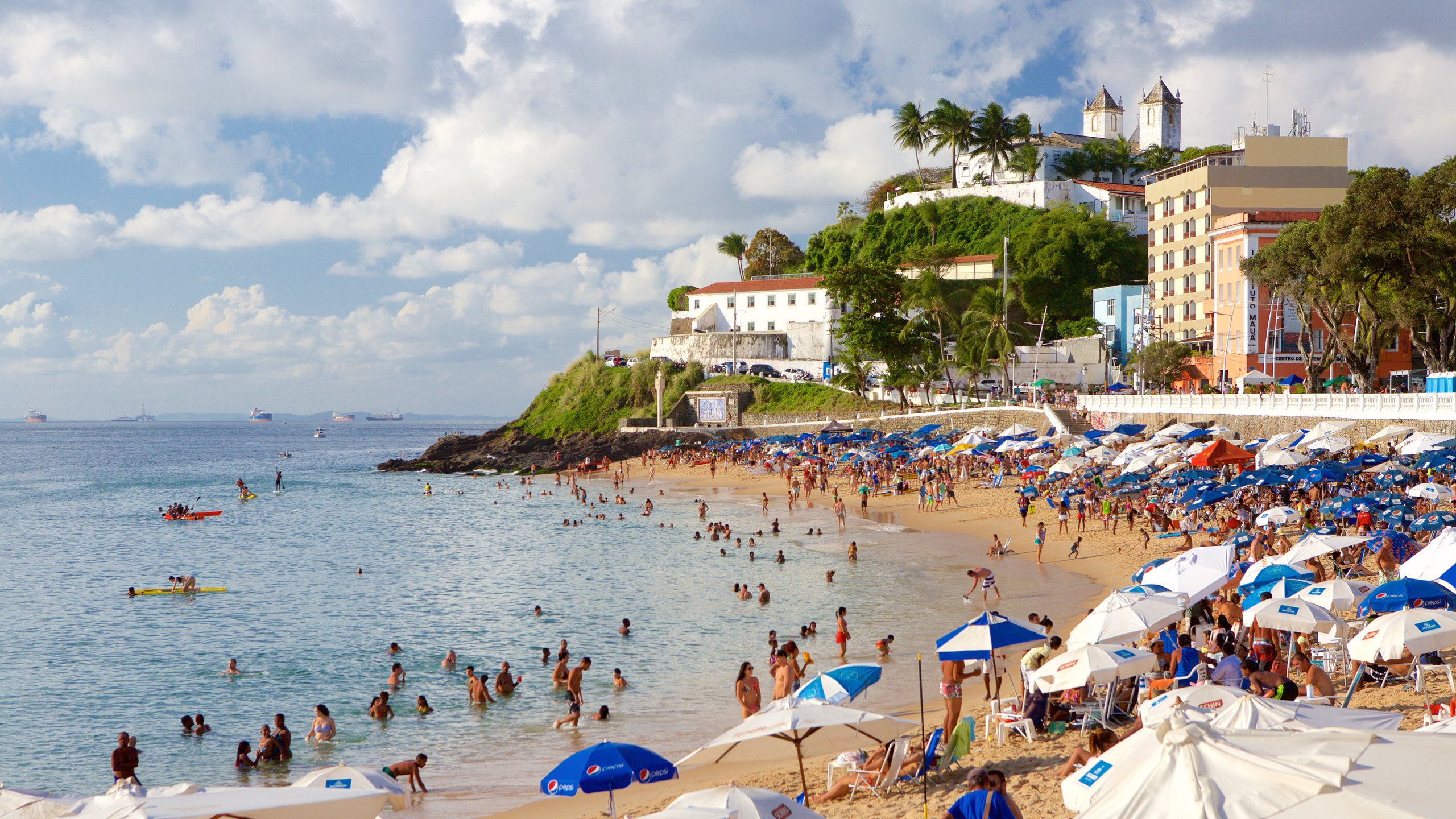 Porto da Barra Beach