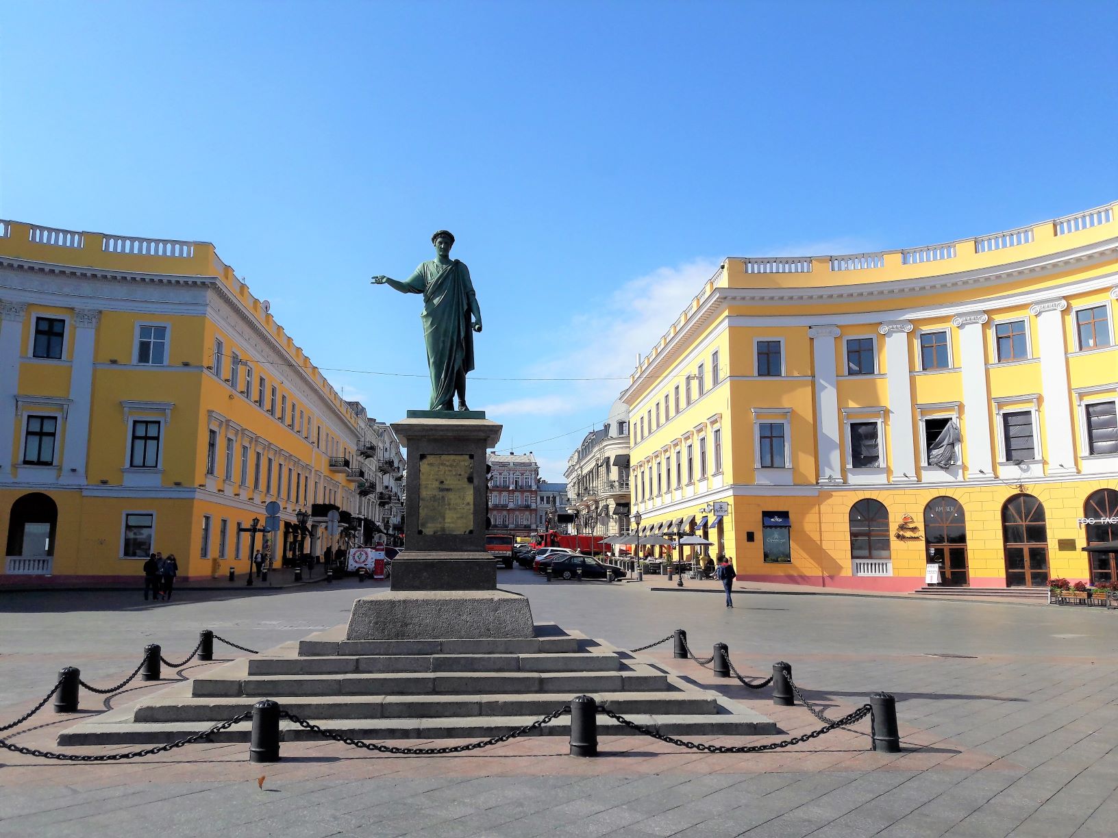 Prymorsky Boulevard