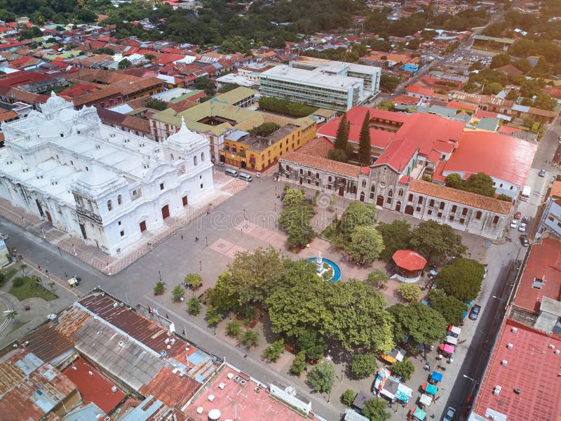 Revolution Square (Parque Central)