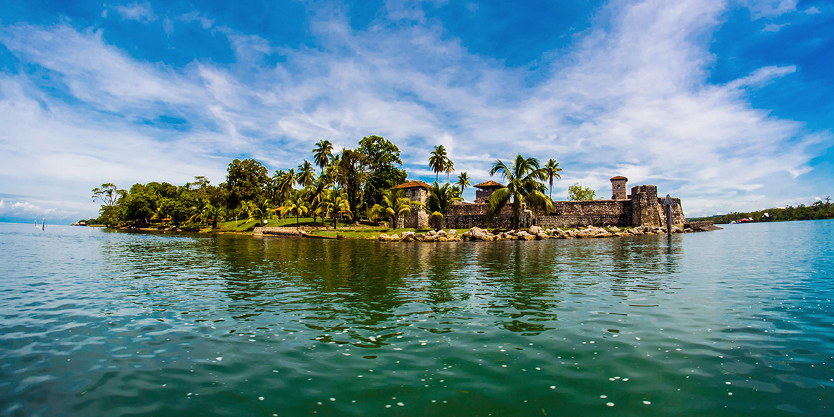 Rio Dulce Boat Tour