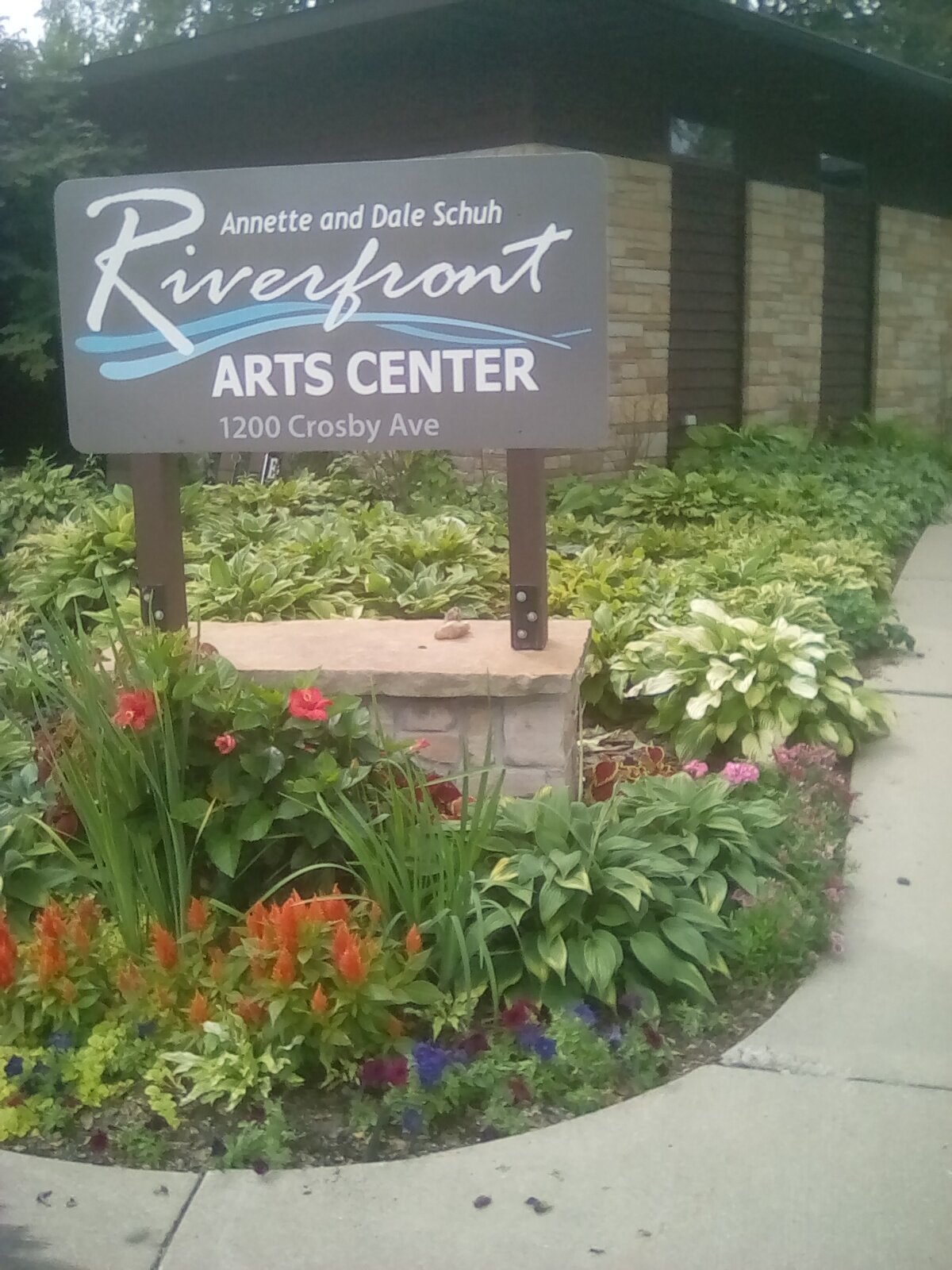 Riverfront Arts Center