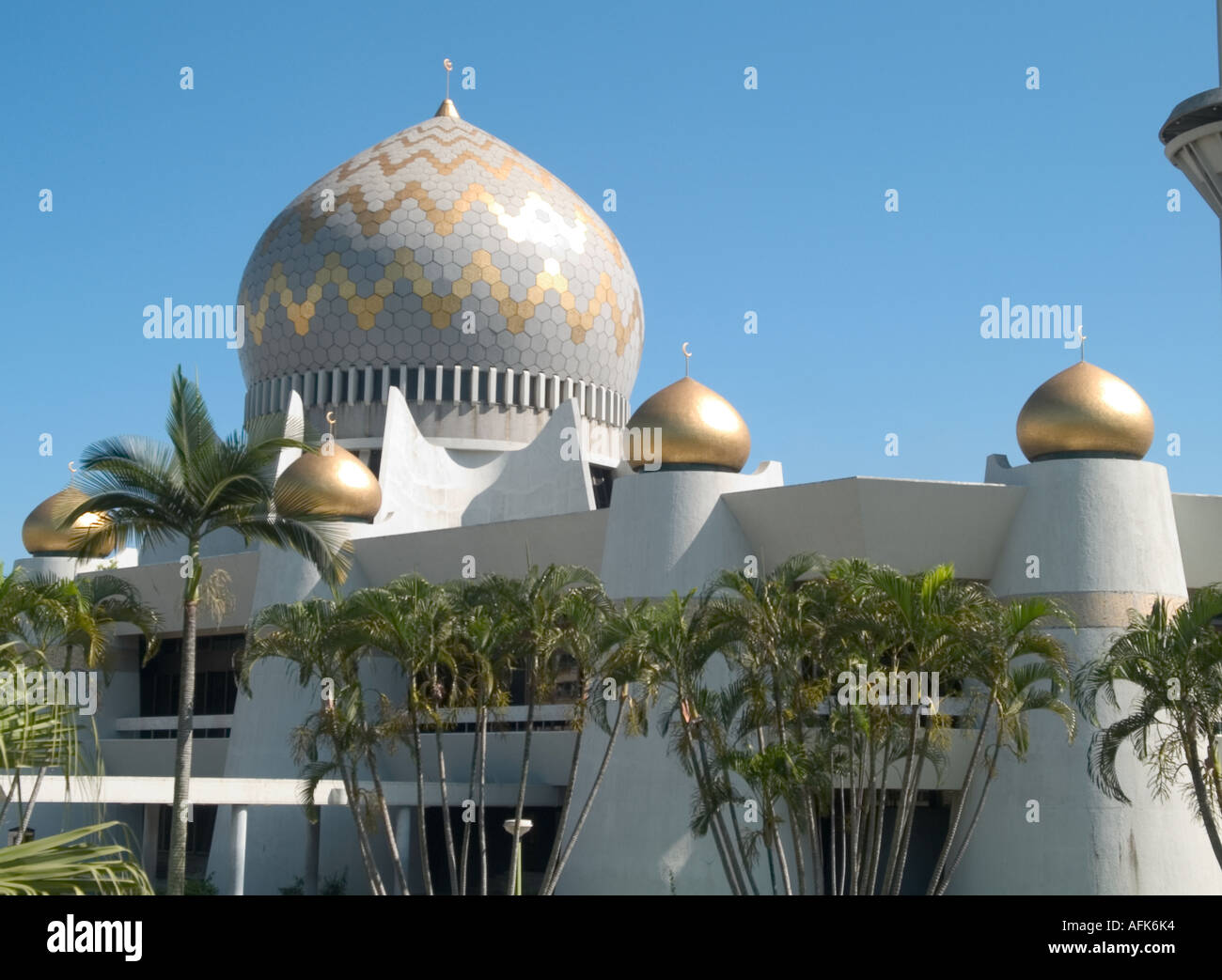 Sabah State Mosque