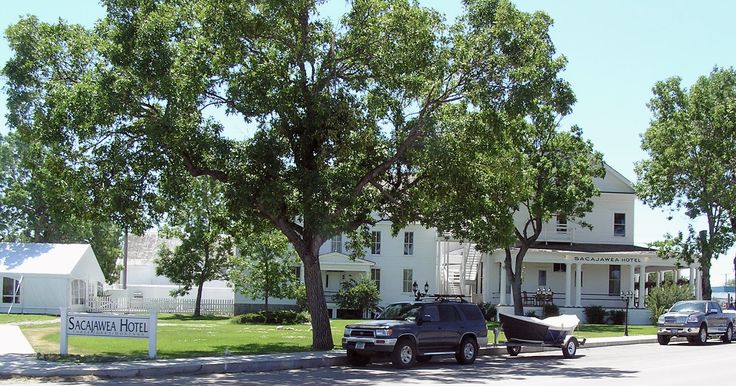 Sacajawea Hotel