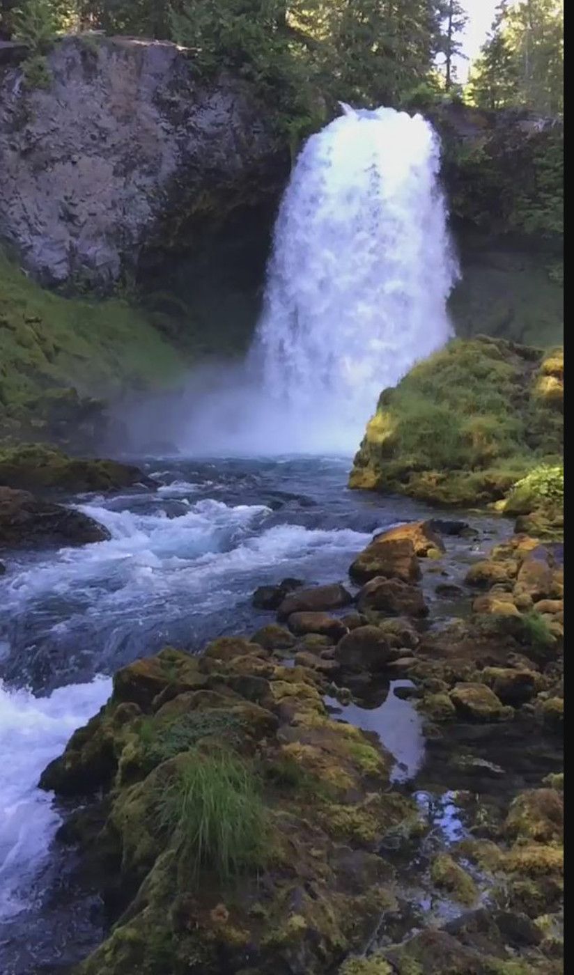 Sahalie Falls