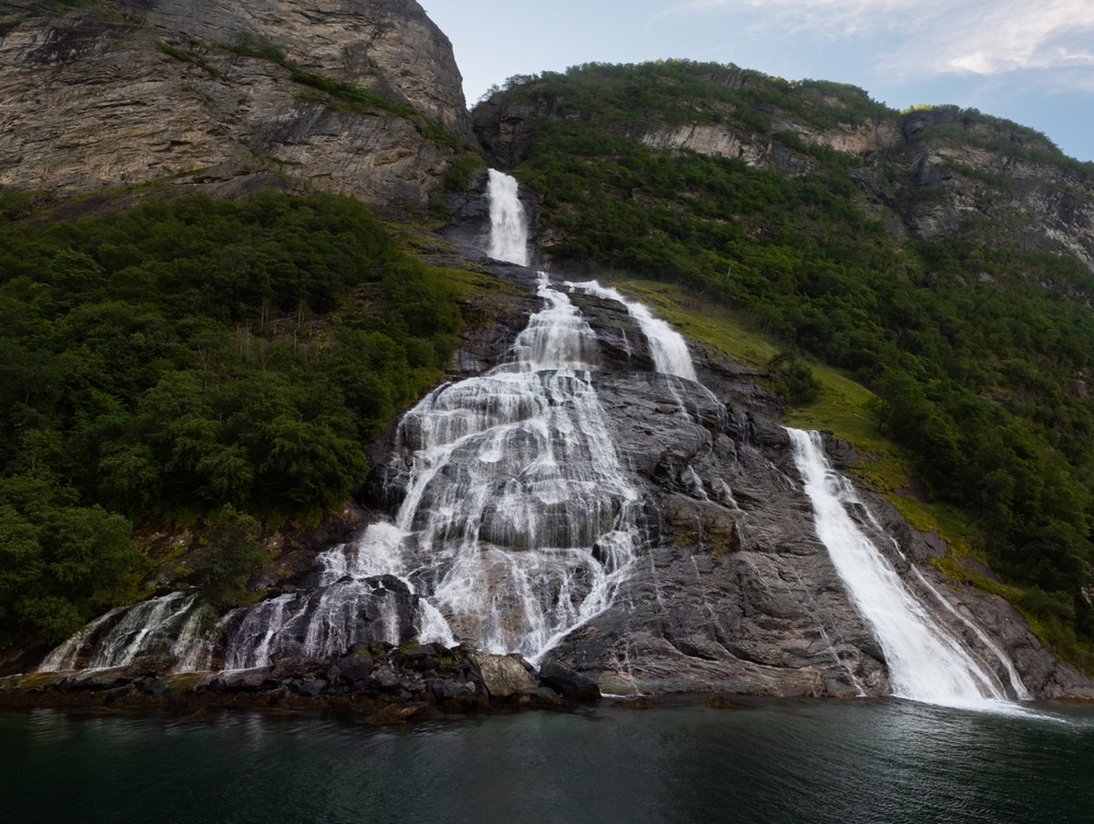 Seven Sisters Waterfall