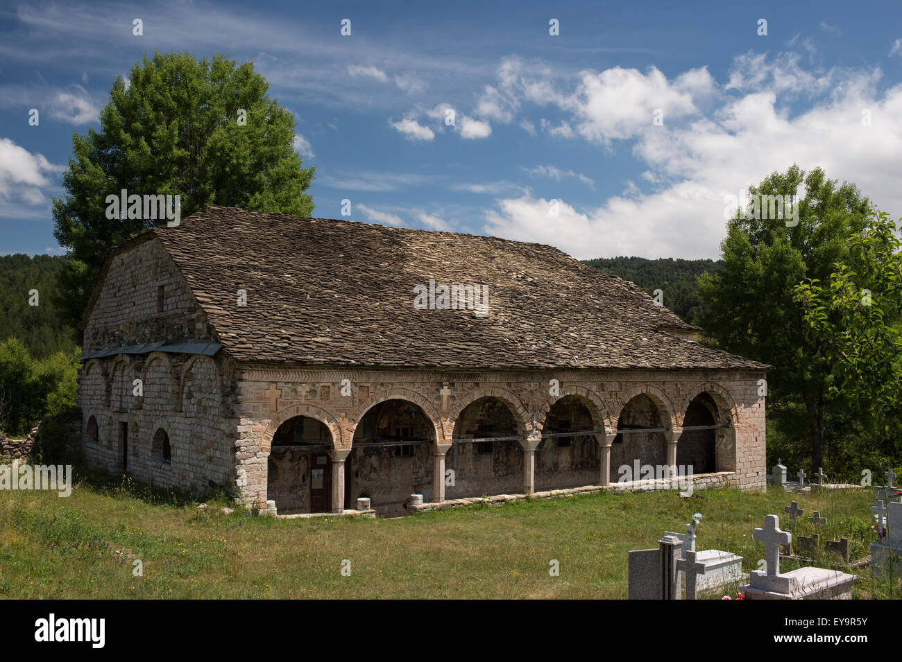 Shën Thanas Church