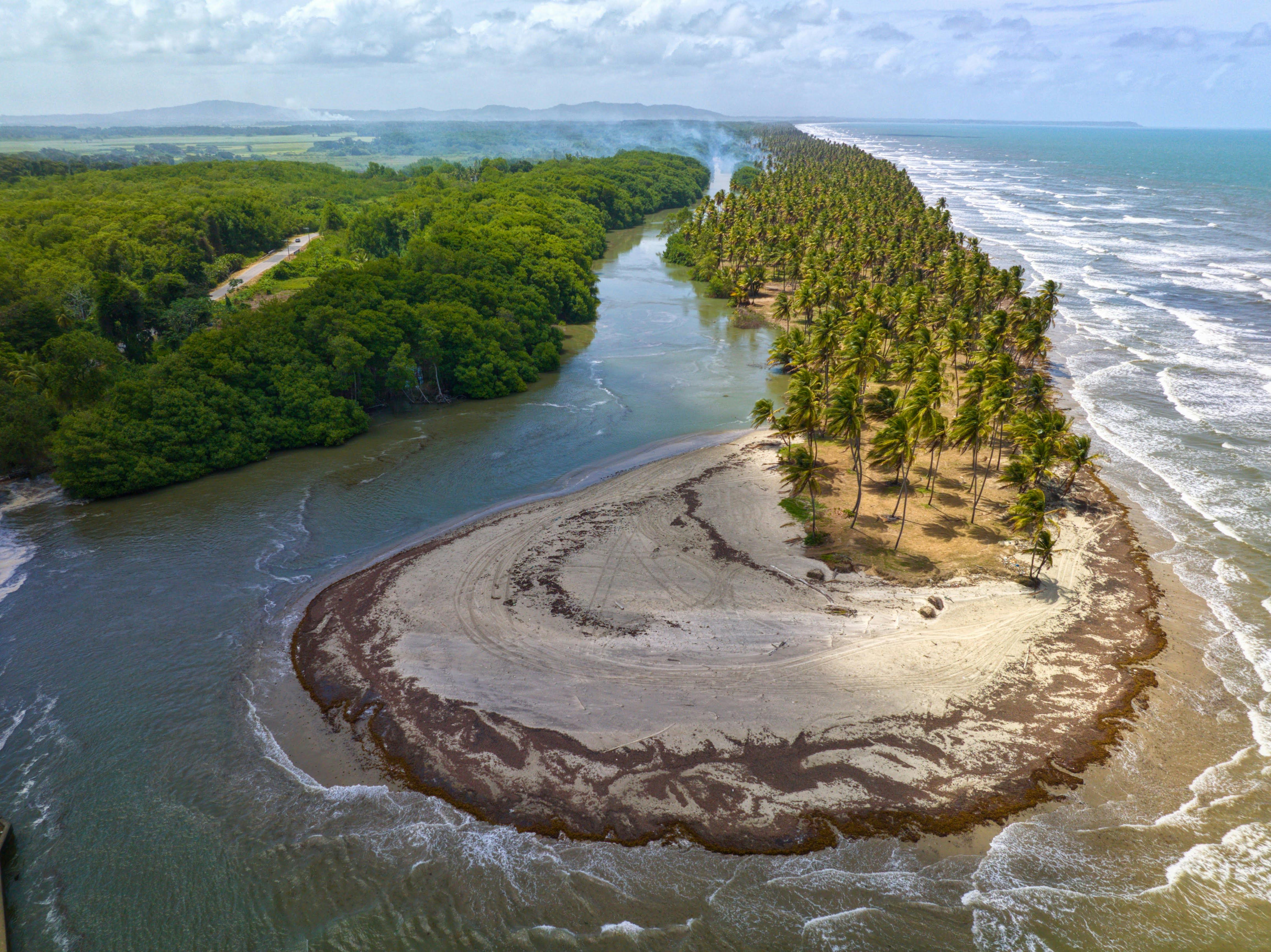 Store Bay