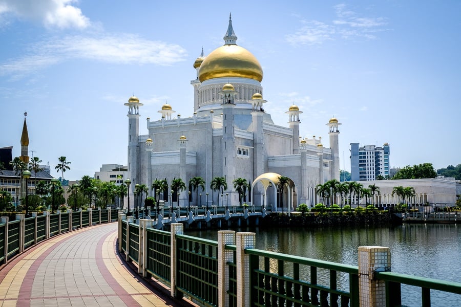 Sultan Omar Ali Saifuddien Mosque