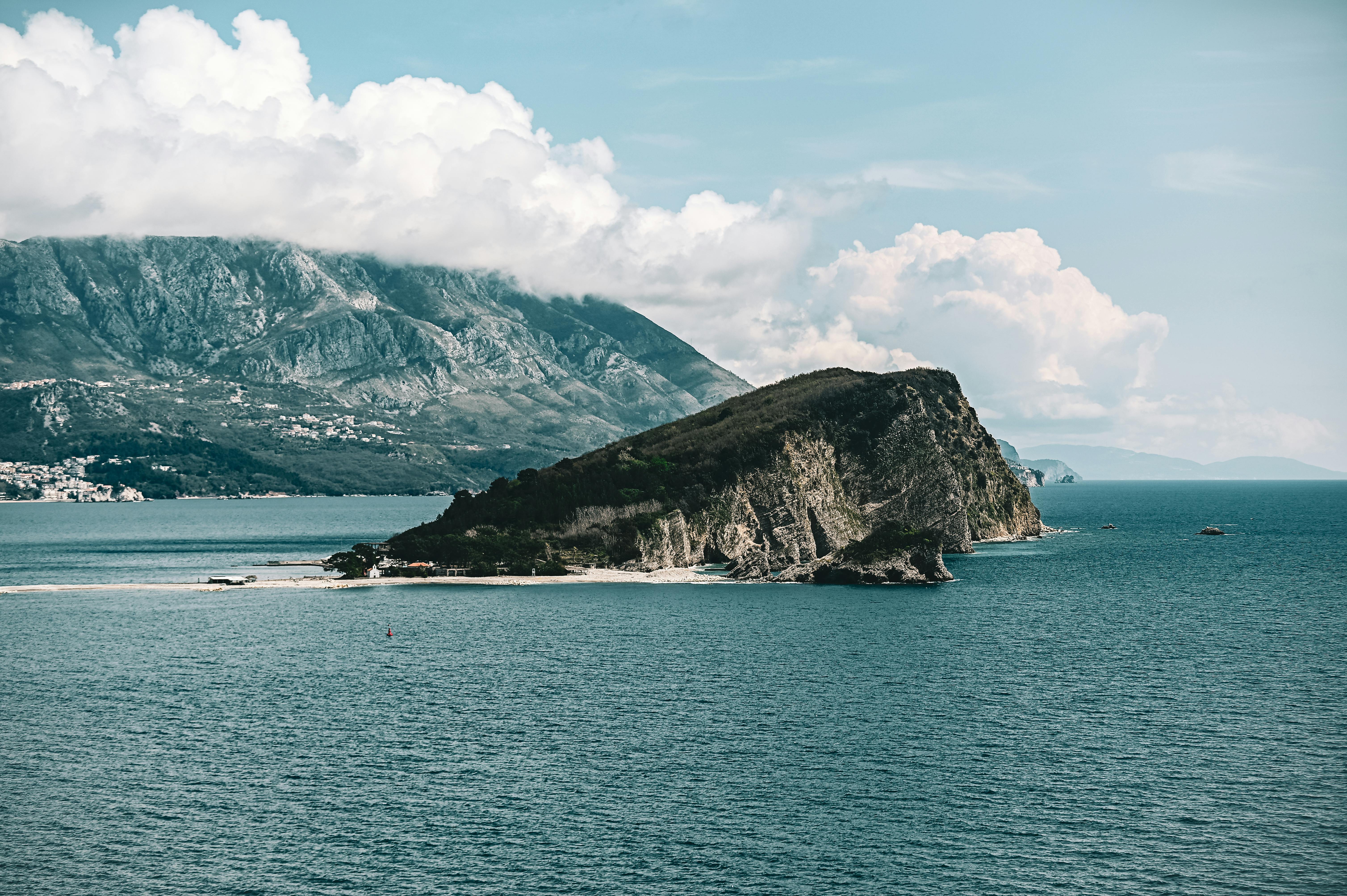 Sveti Nikola Island