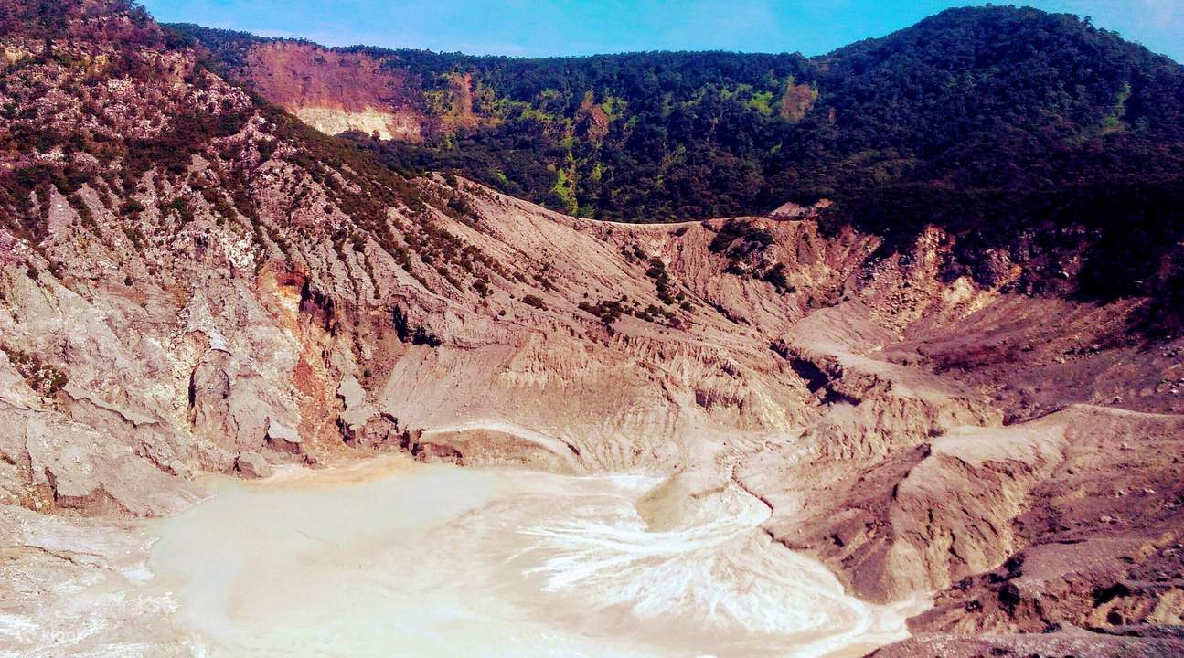 Tangkuban Perahu