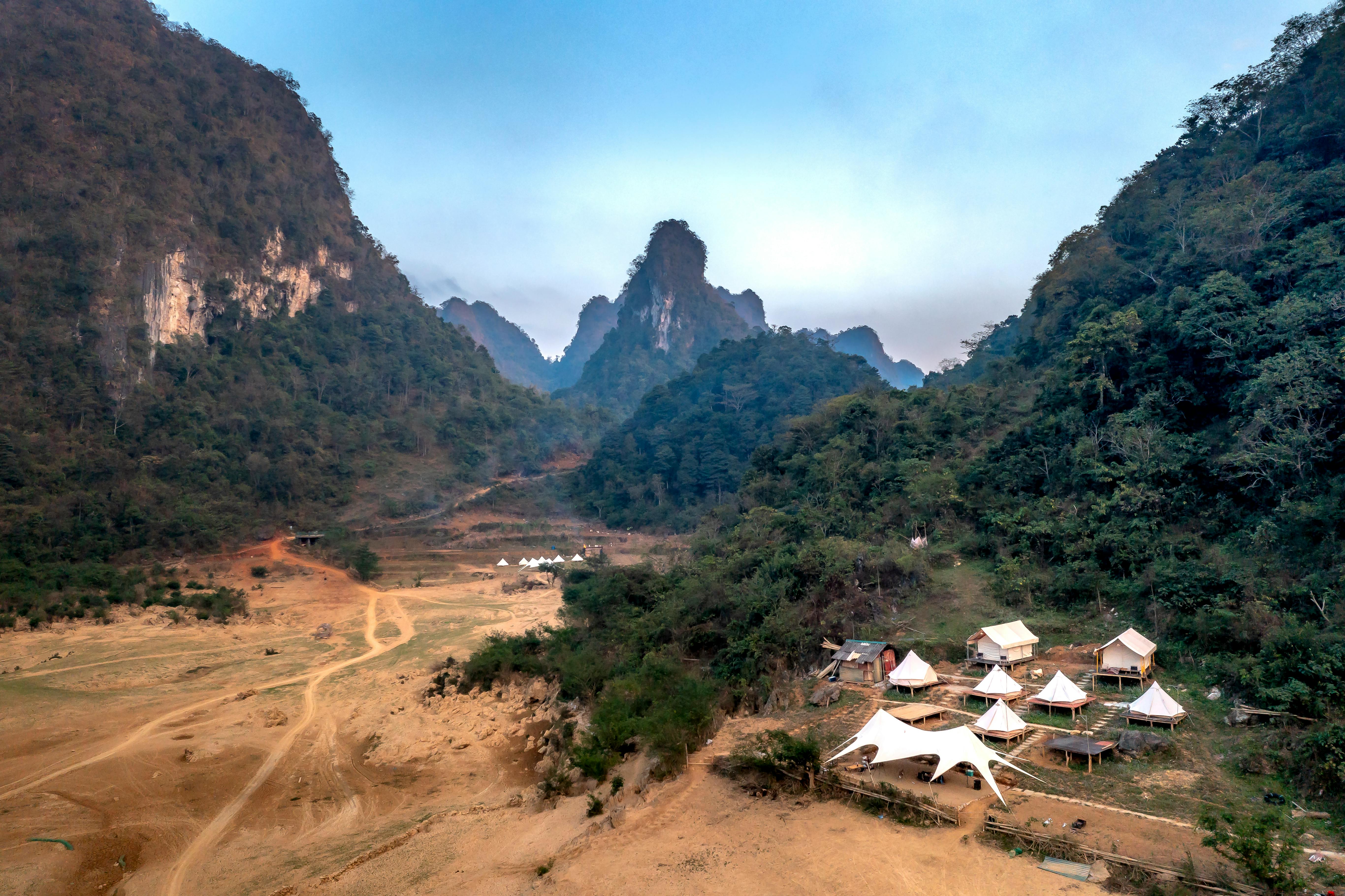 Tham Nam Cave